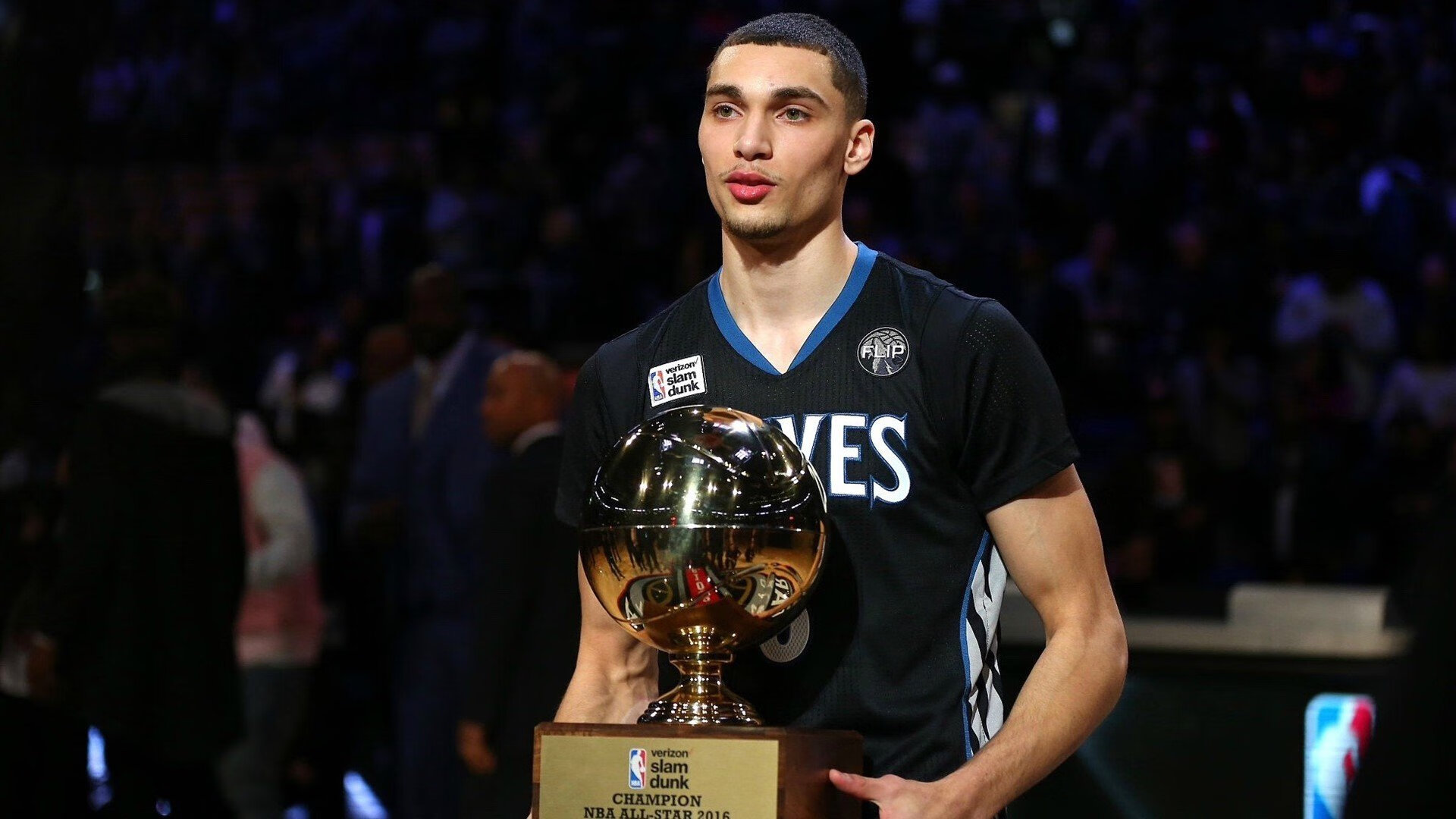 星空娱乐网站官网-开拓者险胜掘金 杨瀚森没获得登场机会,杨瀚森篮球